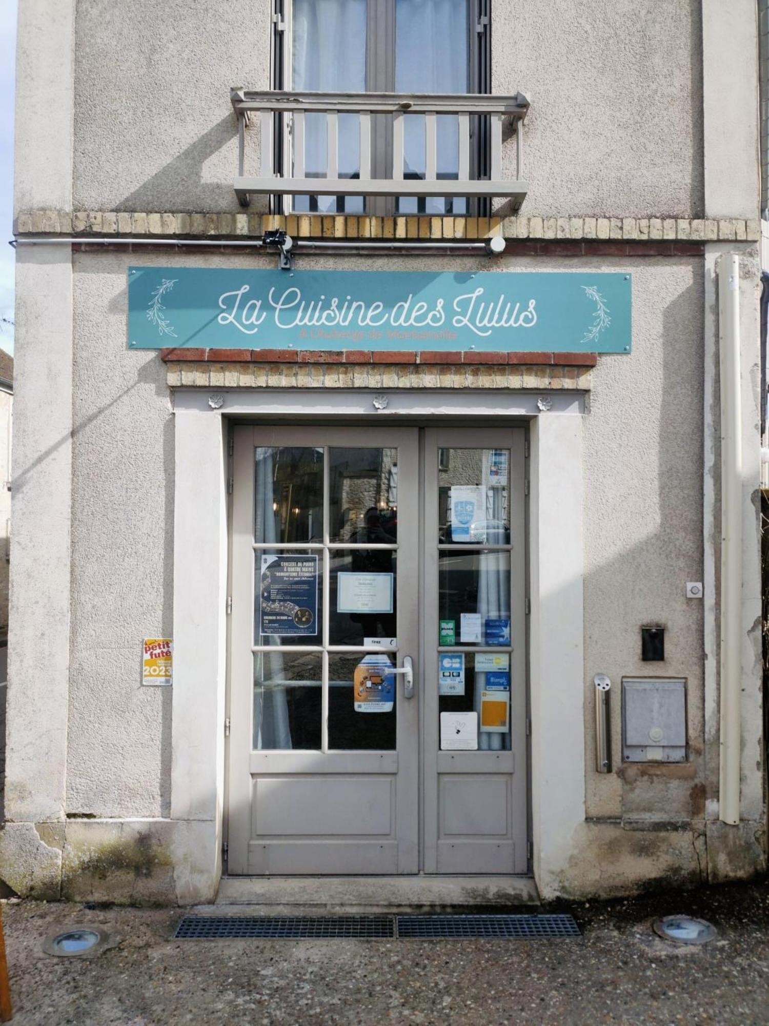 Hotel La Cuisine Des Lulus Montainville  Luaran gambar