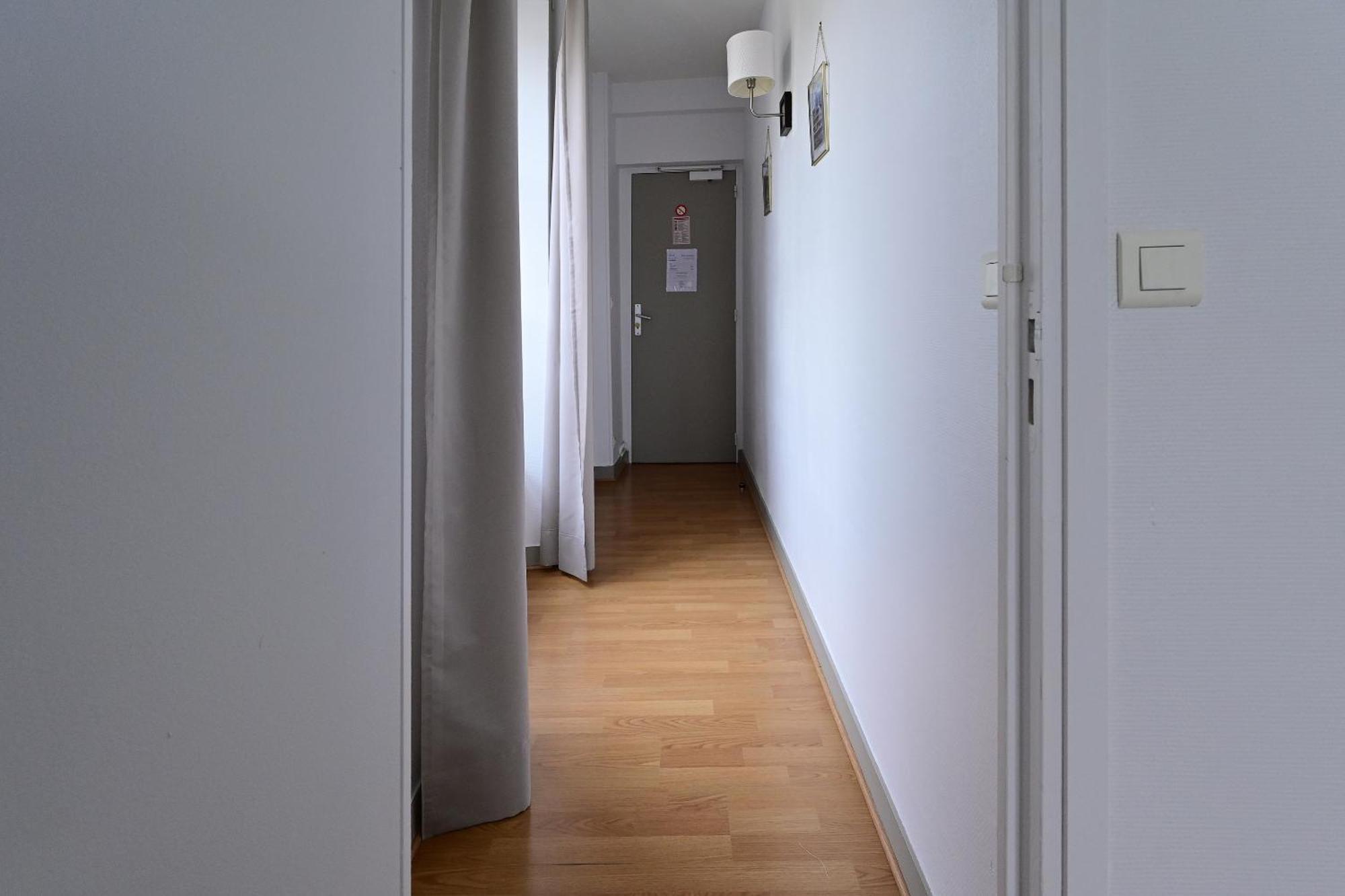 Hotel La Cuisine Des Lulus Montainville  Bilik gambar