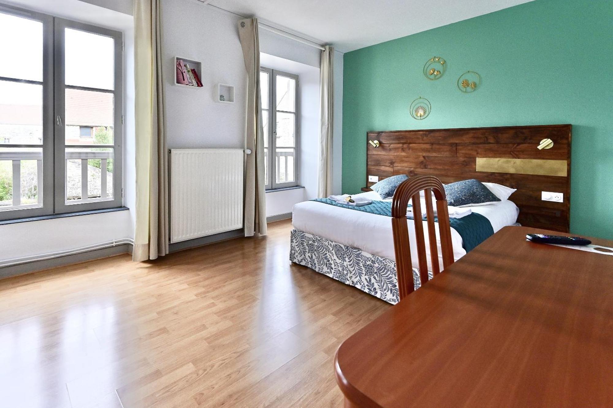 Hotel La Cuisine Des Lulus Montainville  Bilik gambar